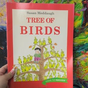 Tree of Birds by Susan Meddaugh - Red and Green Cover